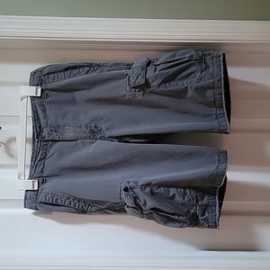 Urban Pipeline Gray Cargo Shorts size 18 Husky Boys 👦